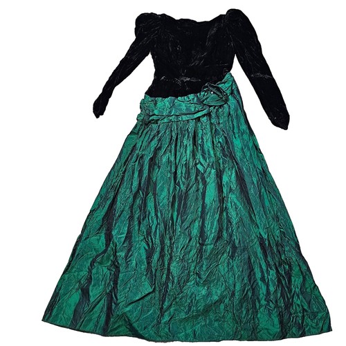 Vintage velvet emerald gown - velvet, xs