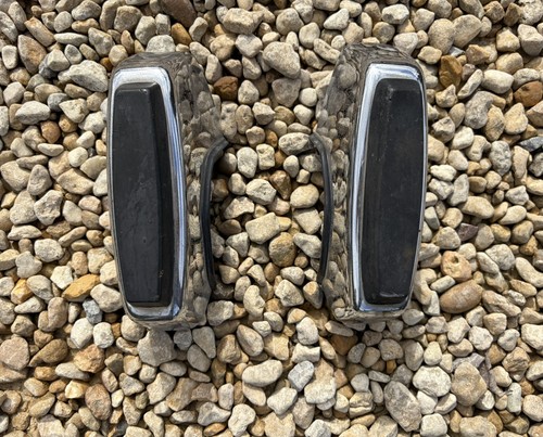 One pair ford - of, zodiac