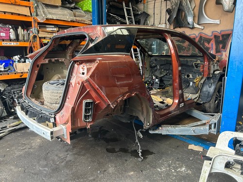 Peugeot 3008 rear quater left - rear,
