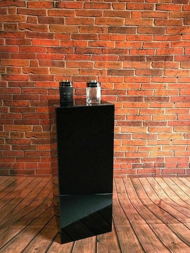 Display plinth column - plinth, podiums