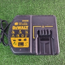 DeWalt DE0246 Battery Charger
