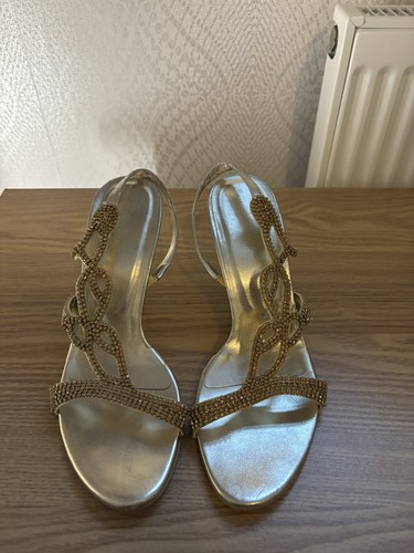 Size gold party heels - 4,