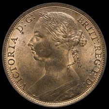 1889 Queen Victoria Bun Head