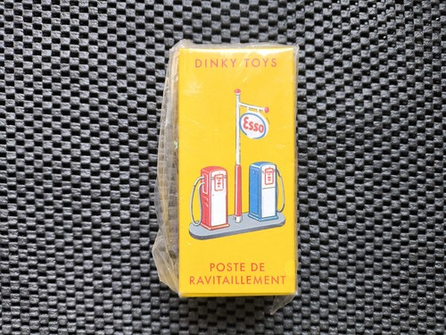 Dinky toys 49d - french, esso