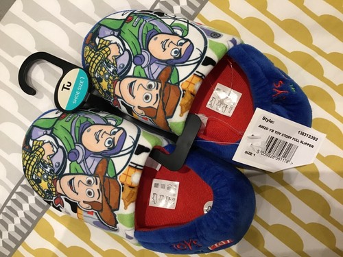 Boys slippers character - tu,