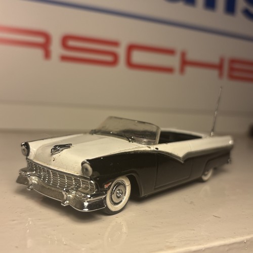 Quartzo 1956 ford - 1:43,