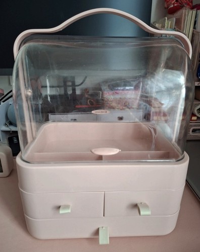 Pink cosmetic storage box