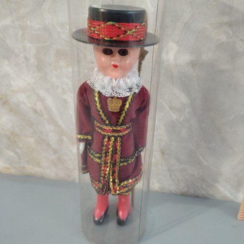 Vintage beefeater yeoman - vintage,
