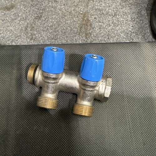Plumbing manifold port - plumbing, 2