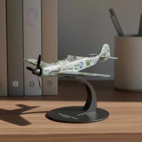 Scale 38 fighter model - p-38,