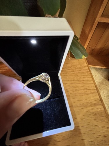 18ct gold diamond - 18ct, solitaire