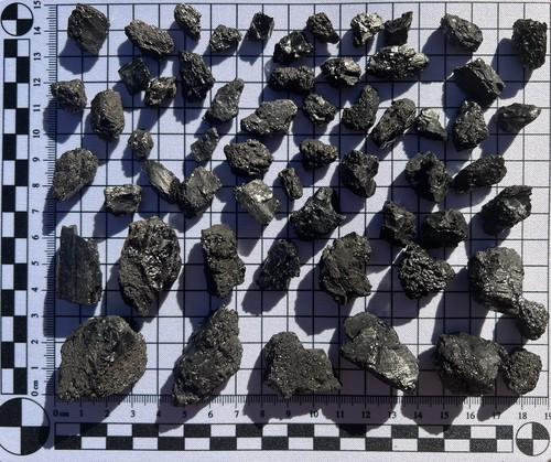 Black tourmaline poldark - black,