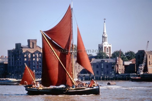 Sl1036 sailing barge - sl1036,