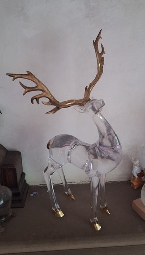 Clear stag with gold antlers - with,