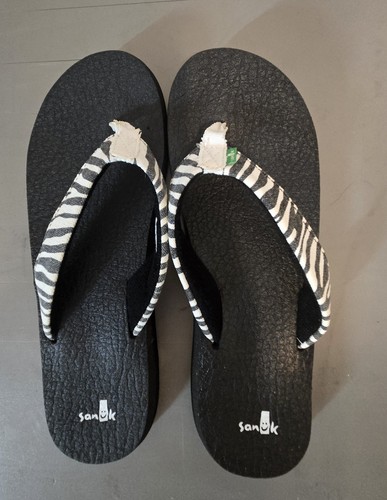 Sanuk women zebra pattern - zebra,