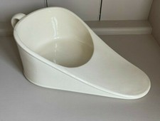 ANTIQUE VINTAGE CREAM CERAMIC SLIPPER URINAL CONTAINER/ BED PAN 16" LONG 
