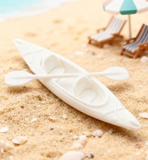 Small Canoe For Scale Model