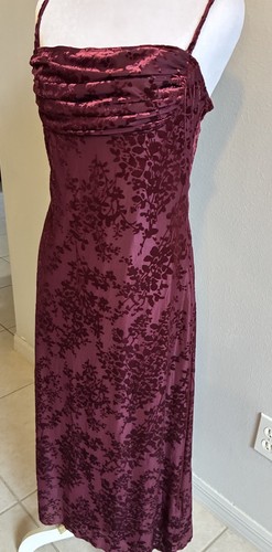 Nwt y2k velvet burnout - nwt,