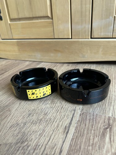 Black vintage ashtrays - x2,