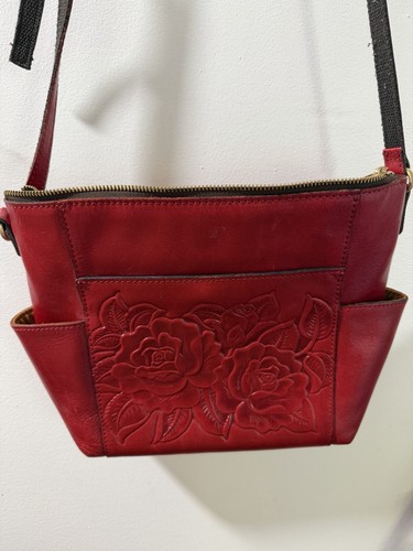 Patricia nash aveley - nash, red