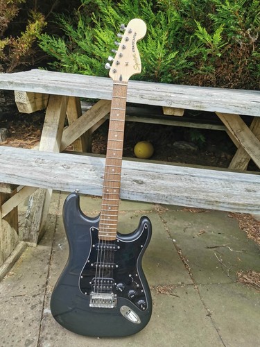 Fender squier stratocaster - fender,