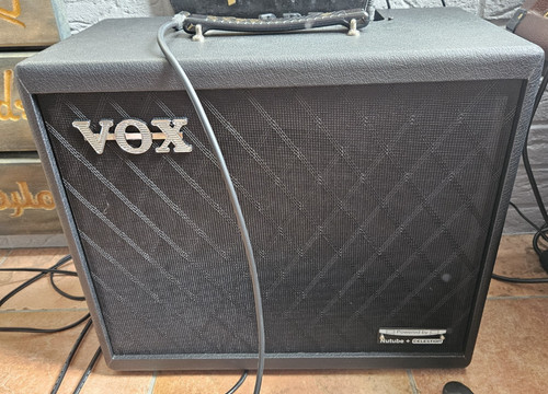 Vox cambridge guitar amp - cambridge,