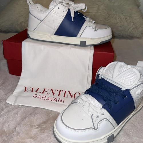 Valentino garavani onestud - valentino,
