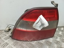 LEFT TAILGATE LIGHT / 1039475