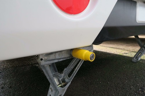 Caravan corner steady leg - leg, nut