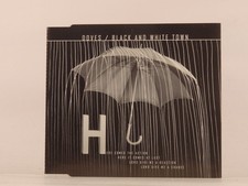 DOVES BLACK AND WHITE TOWN