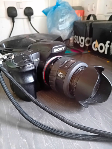 Sony alpha a200 2mp - sony, 10.2mp