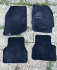 Freelander 1 Floor Mats Set of 4 in Black Cloth Land Rover 1998 to 2006 R30055