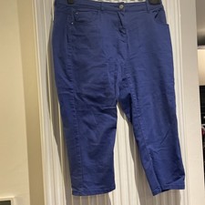 Red Herring Blue Lulu Crop