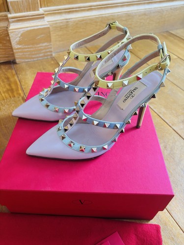 Valentino garavani rockstud - valentino,