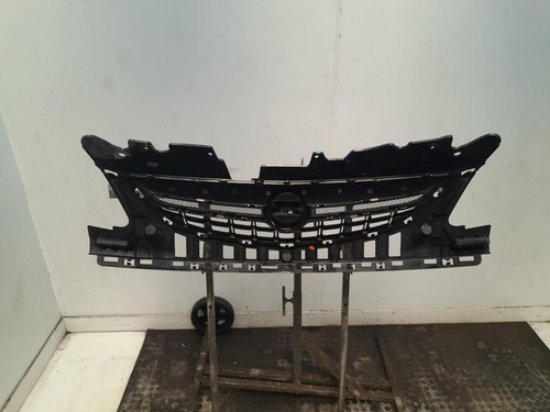 Vauxhall corsa grille - vauxhall,
