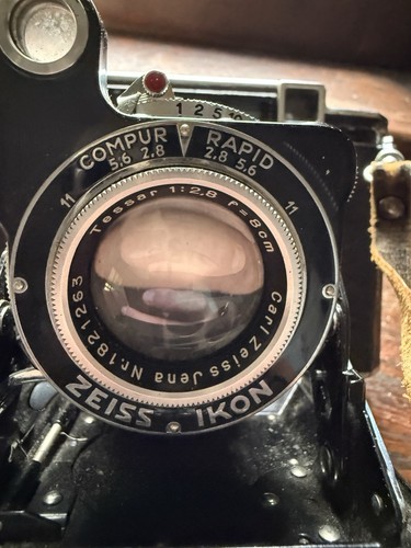 Zeiss ikon folding camera - zeiss,