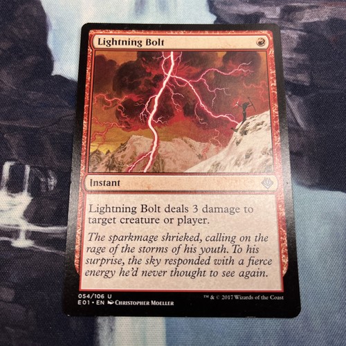 Mtg lightning bolt - -,