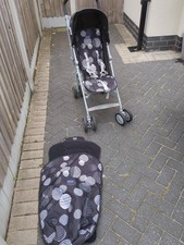 Chicco London Stroller Black Pattern with Rain Cover and Winter Muffler