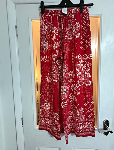 Nutmeg red white floral - nutmeg,