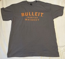 Bulleit Frontier Whiskey Large Shirt Mens Medium Gildan Cotton Distillery