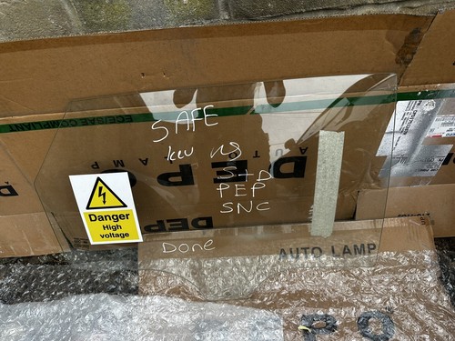 Suv right rear door - mg, mg
