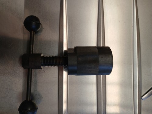 Royal enfield magneto puller - enfield,