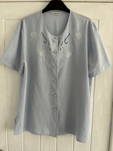 Ladies vintage top blue - vintage,