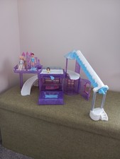 Vintage Polly Pocket Snow Cool Hotel Ski Resort - Toy Dolls Playset