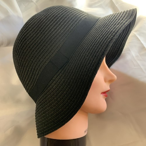 Black ladies hat benefits - black,