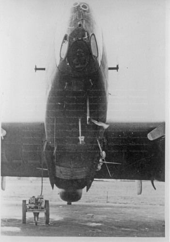 Handley page halifax - halifax,