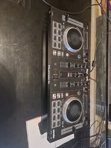 Numark mixtrack platinum - numark,