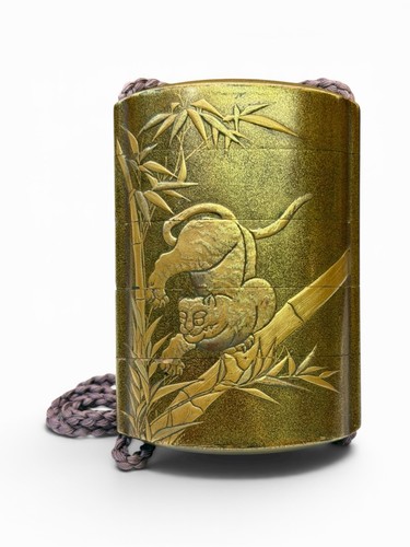 Fine japanese gold lacquer - fine,