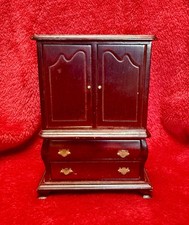 DOLL'S HOUSE WOODEN WARDROBE