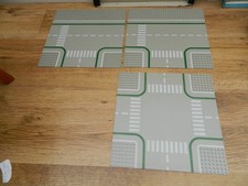 Lego Town - 6310 Two 32x32 T-Junction Road Plates Plus Crossing – Vintage 1986